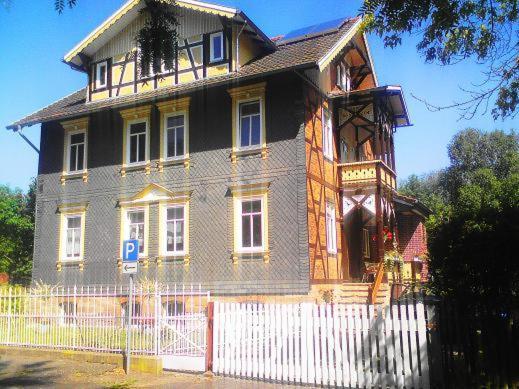 Haus Amelie Apartment Bad Salzungen Exterior photo